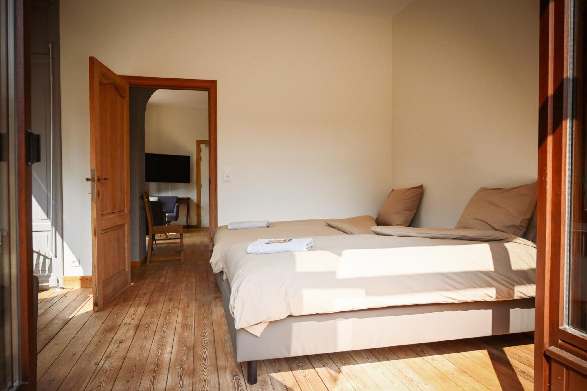 Open Source A L'Entree Du Circuit! Apartment Stavelot Bilik gambar