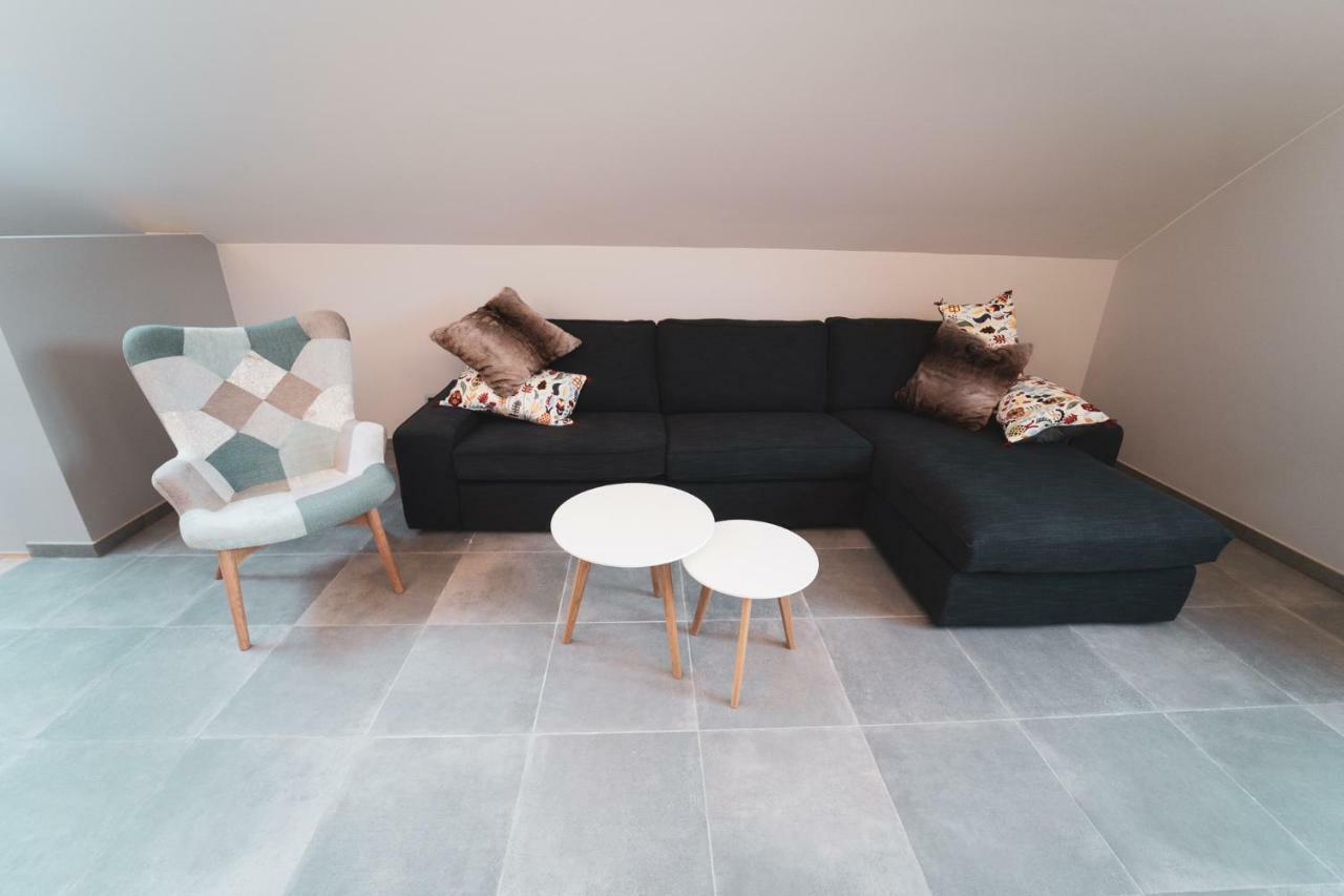 Open Source A L'Entree Du Circuit! Apartment Stavelot Luaran gambar